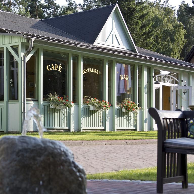 Seehotel Ecktannen Waren (Mueritz) Exterior foto